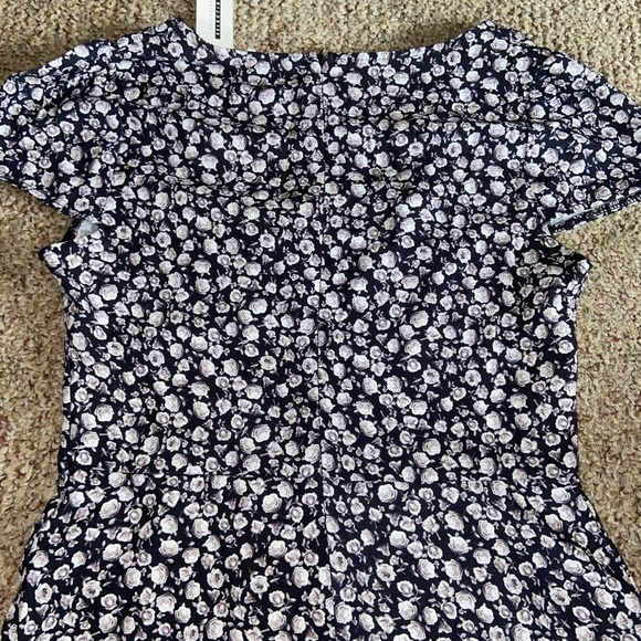 Dress - Picture 4 of 5